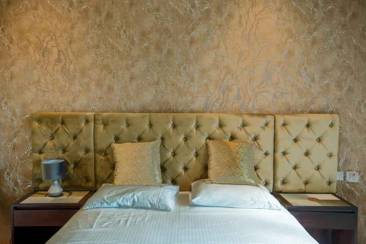 Brand New Water Front Luxury Cinnamon Suites Apartment In Heart Of Colombo City Экстерьер фото